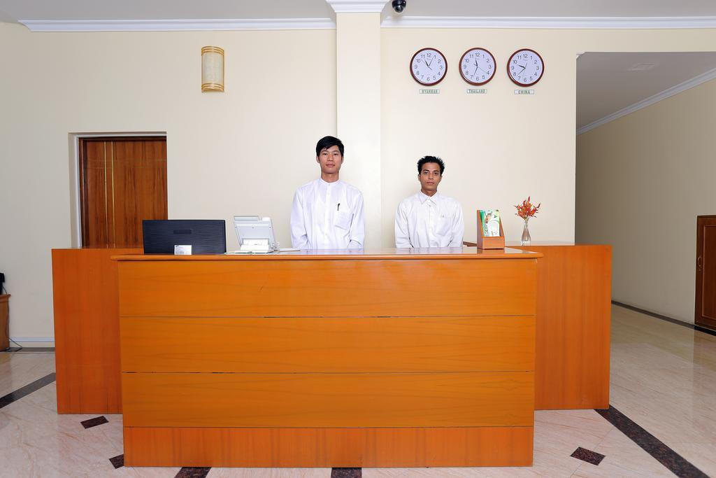 Apex Hotel Naypyidaw Εξωτερικό φωτογραφία