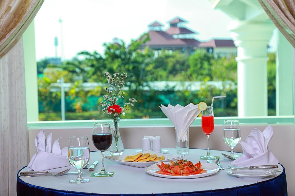Apex Hotel Naypyidaw Εξωτερικό φωτογραφία