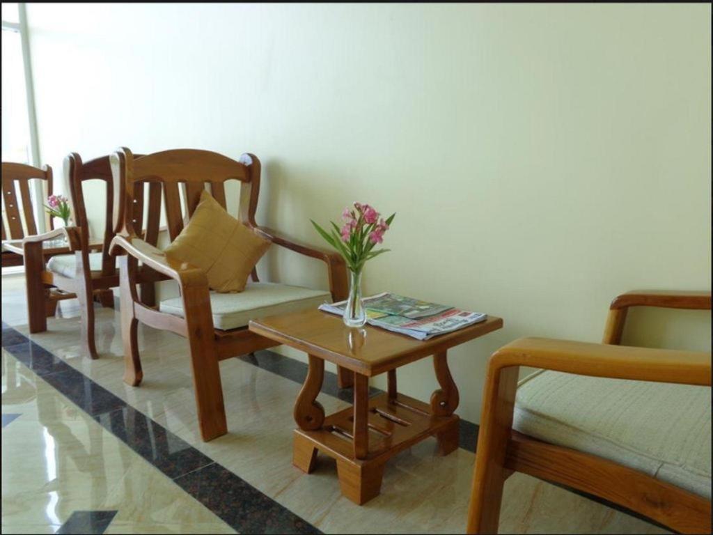 Apex Hotel Naypyidaw Εξωτερικό φωτογραφία