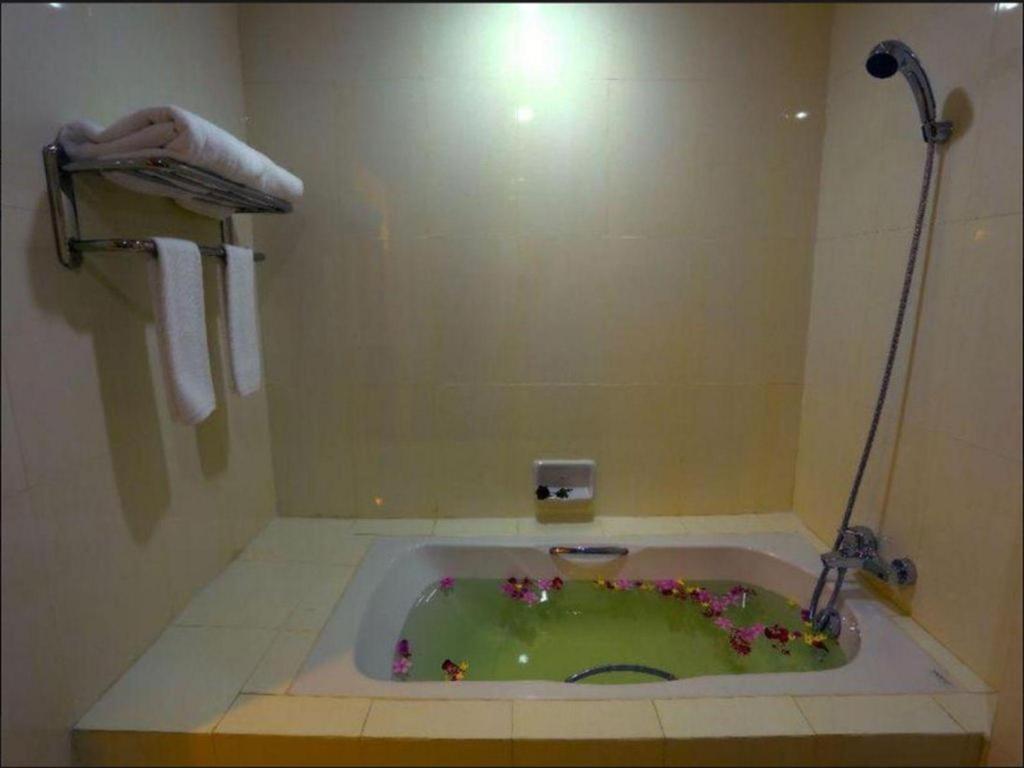 Apex Hotel Naypyidaw Εξωτερικό φωτογραφία