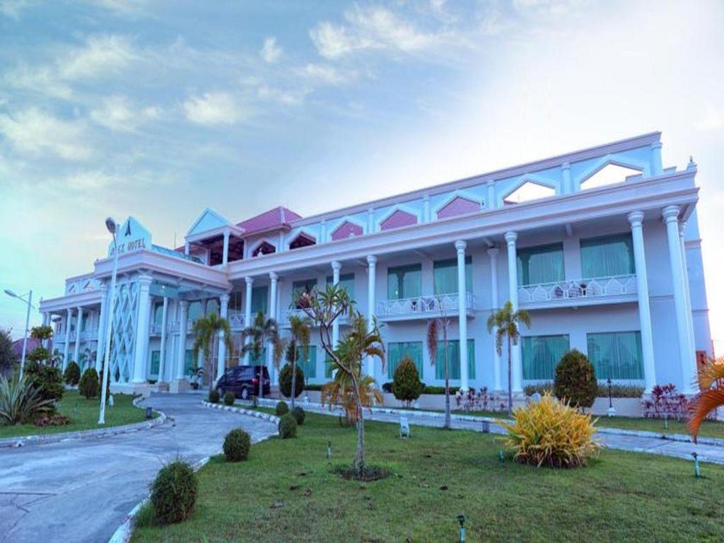 Apex Hotel Naypyidaw Εξωτερικό φωτογραφία