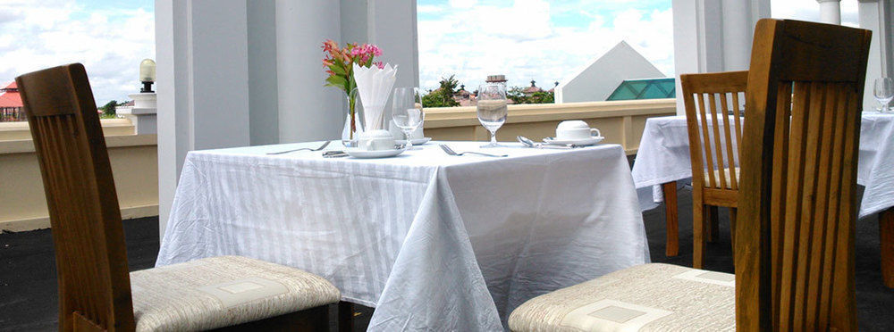 Apex Hotel Naypyidaw Εξωτερικό φωτογραφία